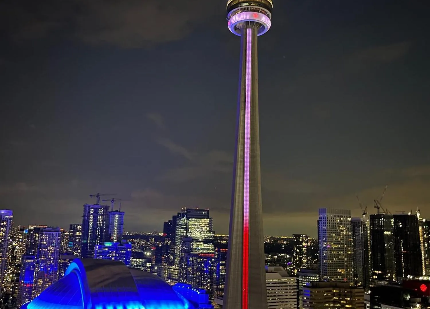 Apartment High Rise Condo With Stunning Lake And Cn Tower View Toronto