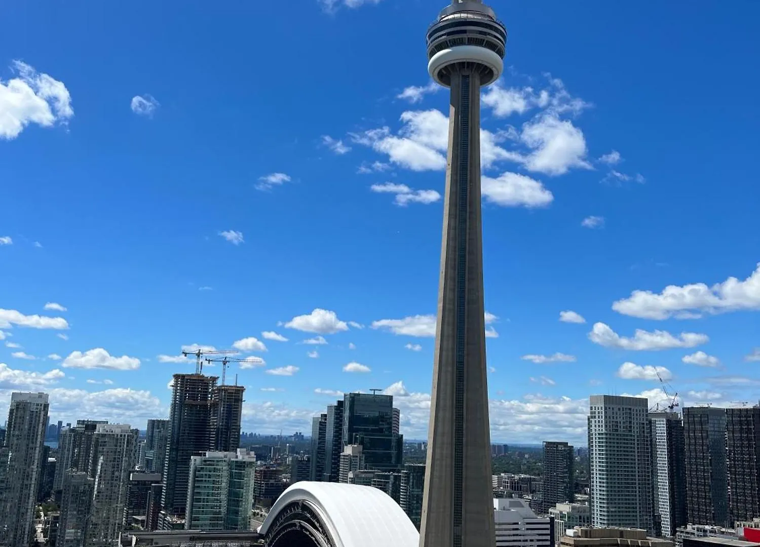 High Rise Condo With Stunning Lake And Cn Tower View Toronto